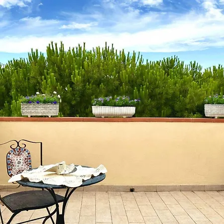 N290 - Numana, Ampio Trilocale Con Terrazzo Vista Mare * Numana